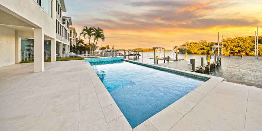 Pools panel 4 image Infinity Edge